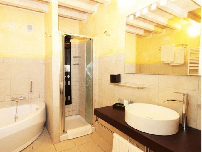 Villa Morneto Vignale Kültér fotó