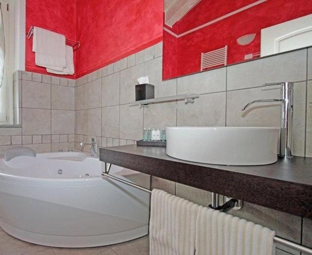 Villa Morneto Vignale Kültér fotó